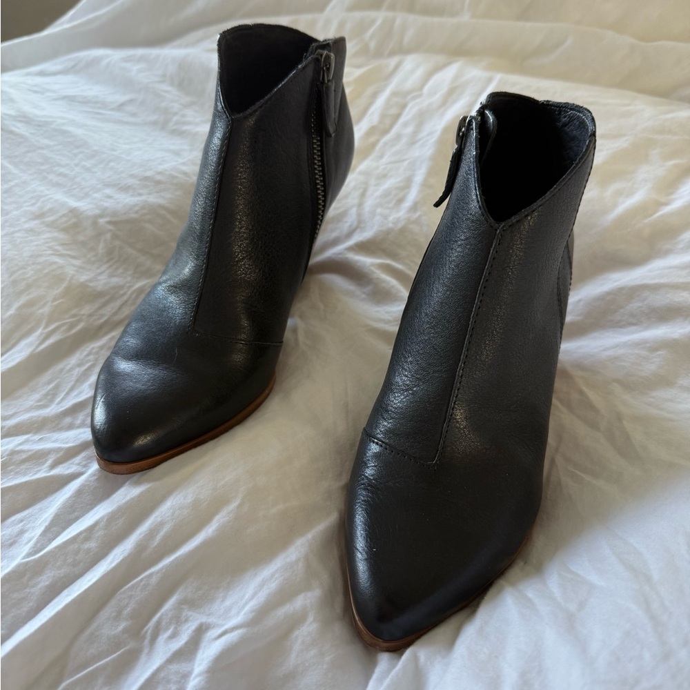 Eileen fisher black booties - Picture 2 of 4
